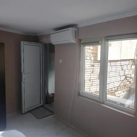 Стая За Гости Иречек Varna Exterior photo